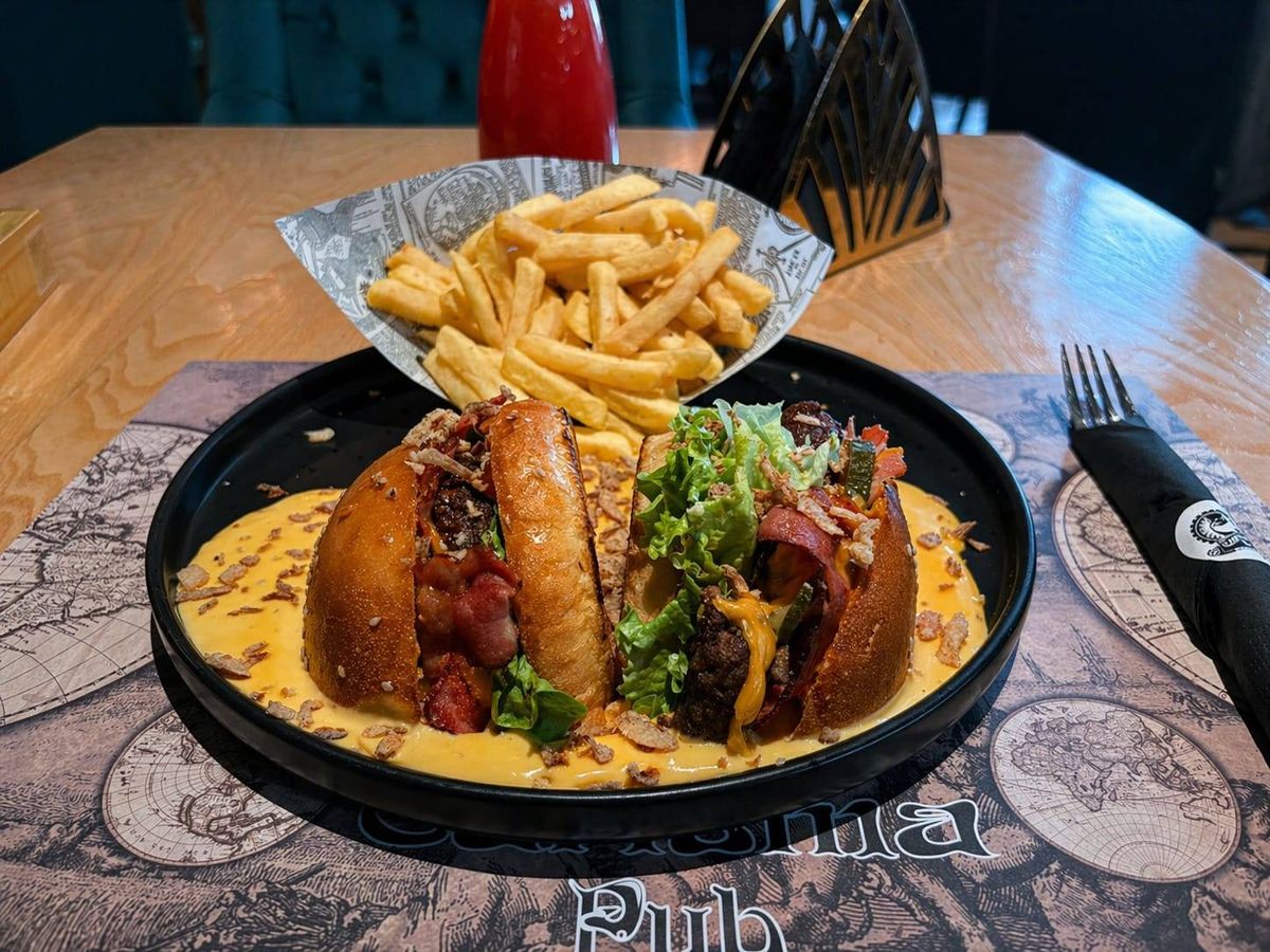 Cheddar Melt Burger 